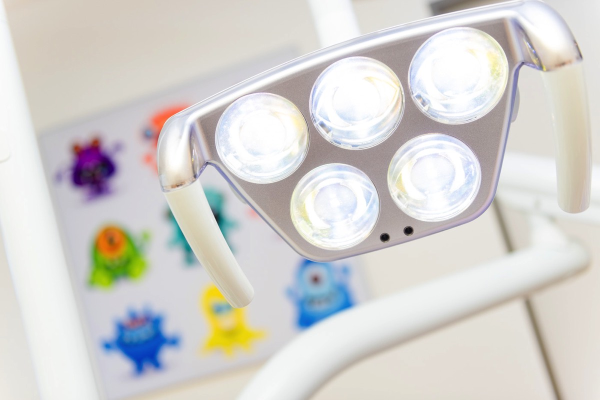 Ihre Zahnarztpraxis in Buch bei Illertissen: Dr. Anja German. Von Prophylaxe über Implantat bis zur Kindersprechstunde: Wir kümmern uns um Ihre Zahngesundheit. 